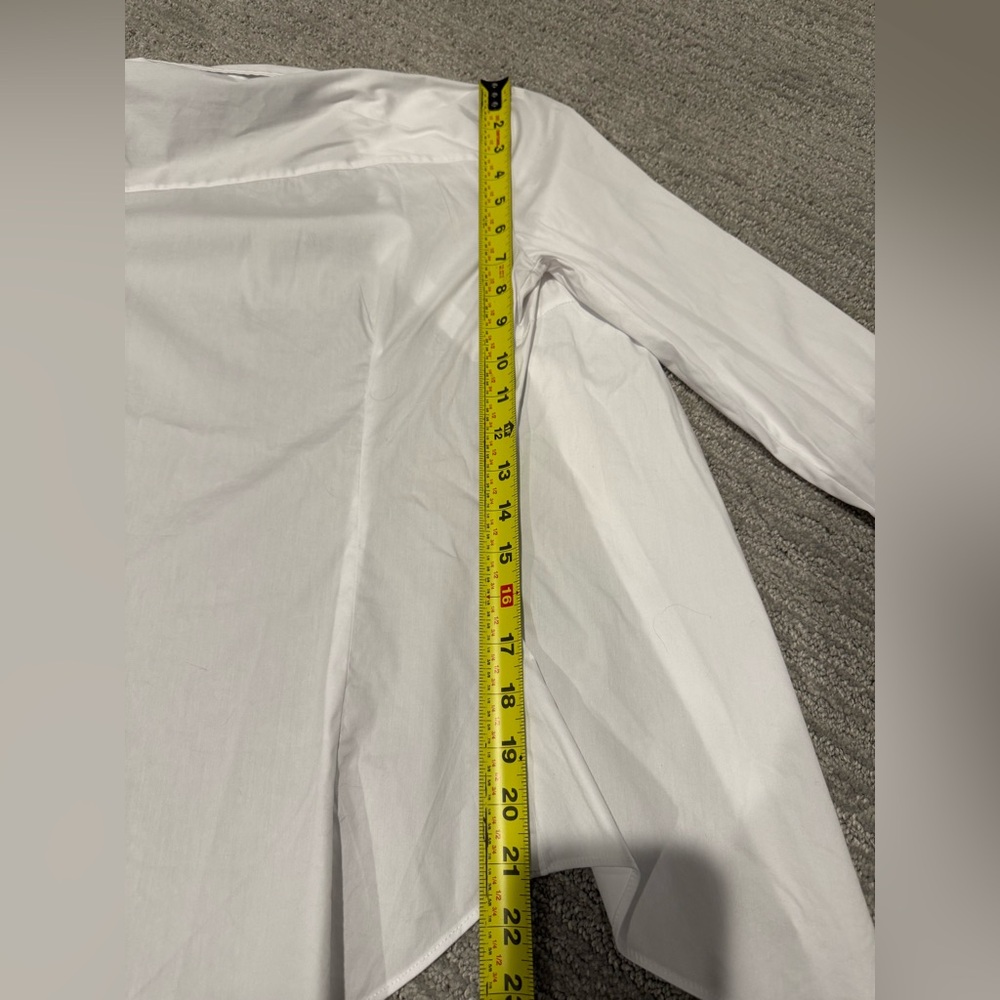 Zara Basic White Button Up - Picture 5 of 7